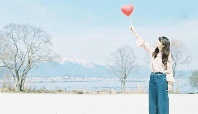 男生喜欢一个人的迹象 如何判断男生对你是否真心