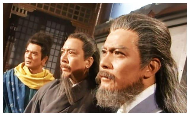 很厉害的武功招式 cfd8-kherpxx0912219.jpg