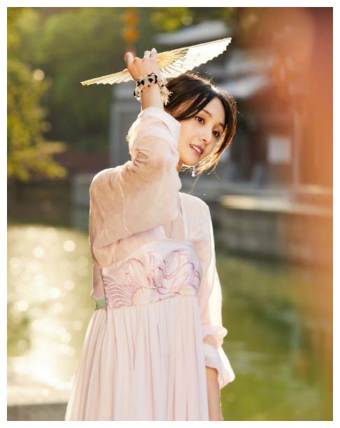 温婉穿搭汉服图片男生,温婉穿搭汉服图片男生头像