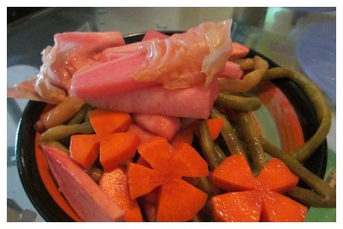 泡菜坛子怎么做好吃又脆 e1a1-kaqzmiw8470871.jpg