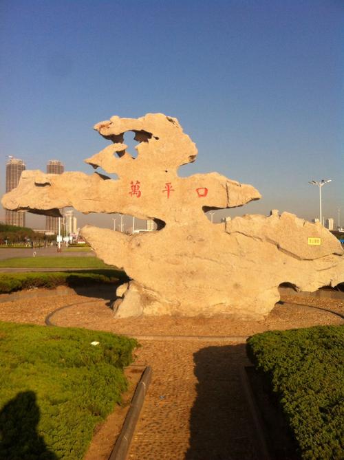 日照万平口景区游玩攻略,五个门五种玩法,网红景点是三号门|日照万平口|景区|景点_新浪新闻