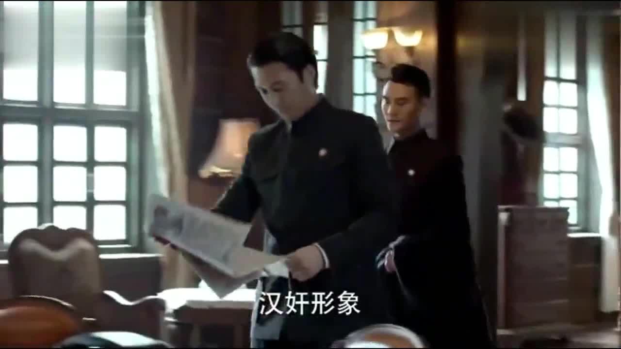 伪装者明楼的反应速度真是快靳东不愧是演技派