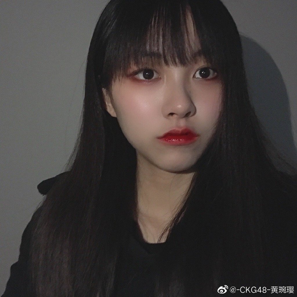 偶像美少女-ckg48-黄琬璎迷人美照欣赏