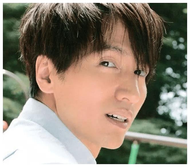 有种整容叫作言承旭理发,头发剪短后,网友:长发就是玩玩