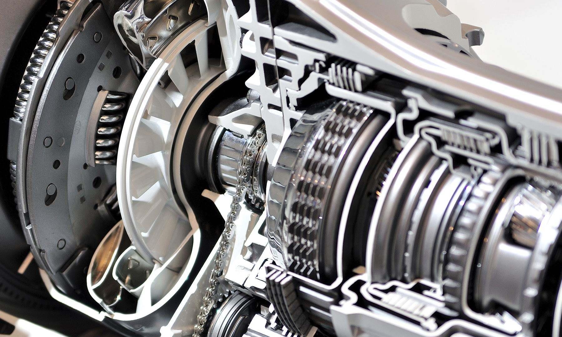 变速箱油多久更换一次？修车师傅：千万别等到变速箱大修才知道