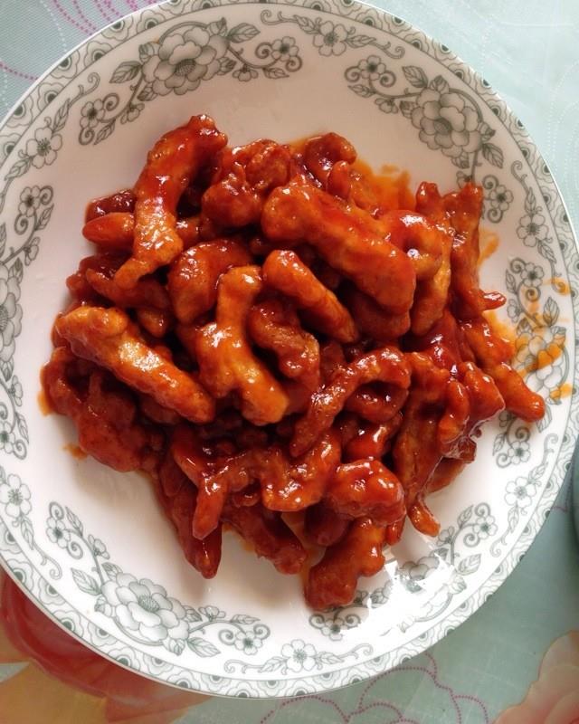 酸酸甜甜的糖醋里脊怎么做 0f36-iwxpesy4036344.jpg