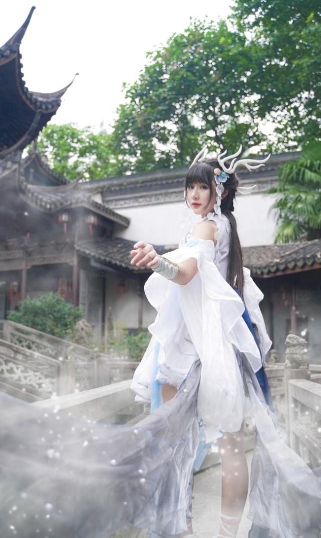 剑侠情缘3蓬莱凌绝伞萝cosplay正片