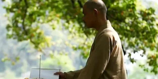 怎样才能当和尚和尼姑 30ef-kaaxtfn3237716.jpg