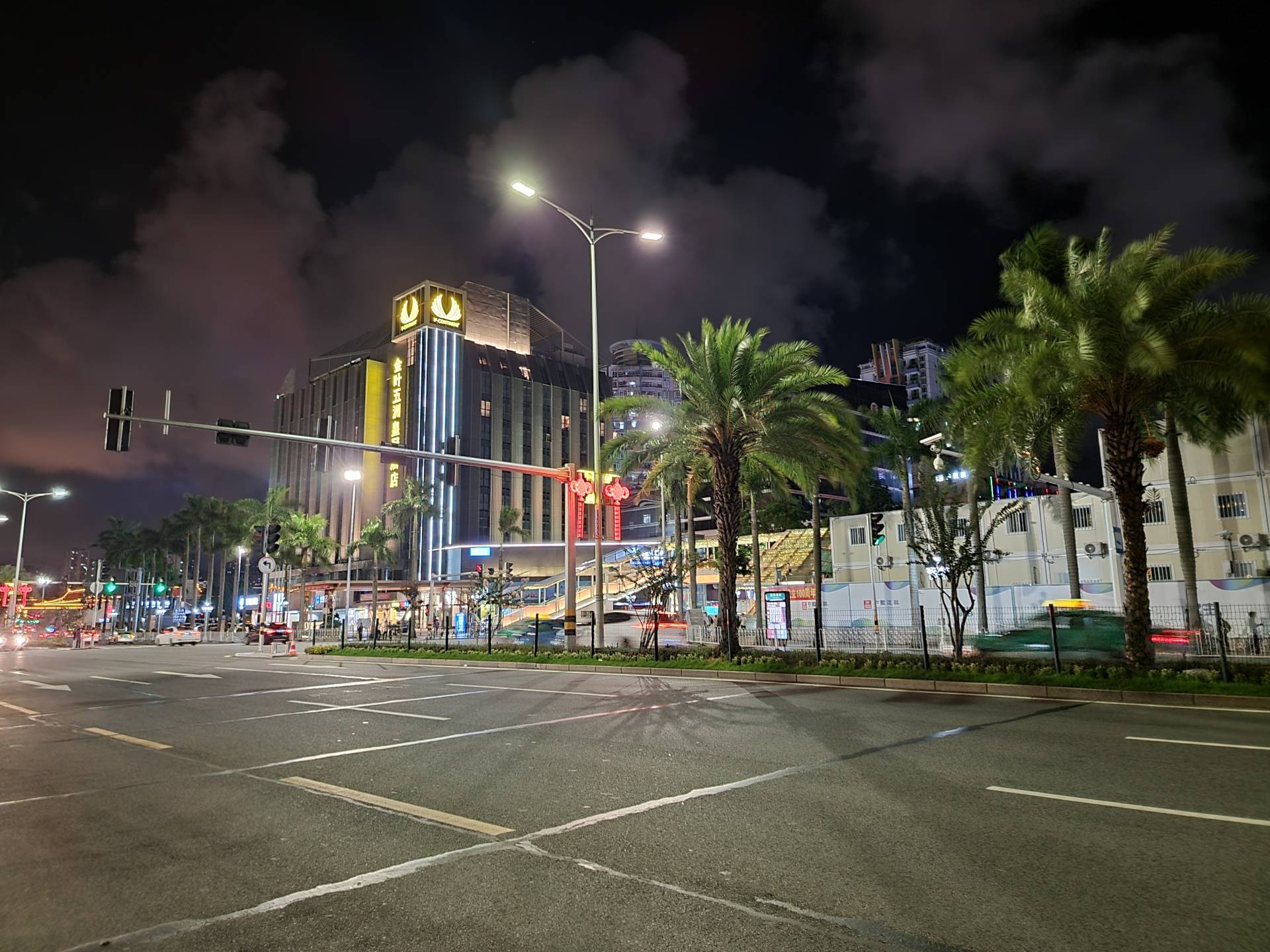(三星s21 ultra夜间样张)(iphone12 pro夜间样张)总的来说,oppo reno6