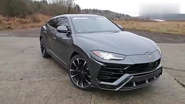 兰博基尼Urus，底盘升起的那一刻，才知道啥叫超级跑车