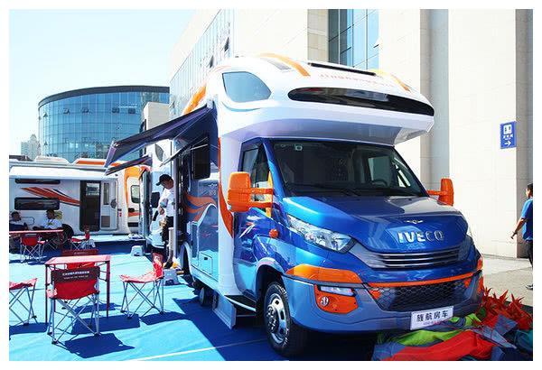 行在路上，自成风景，实拍旌航进口依维柯房车，空间利用率倍增