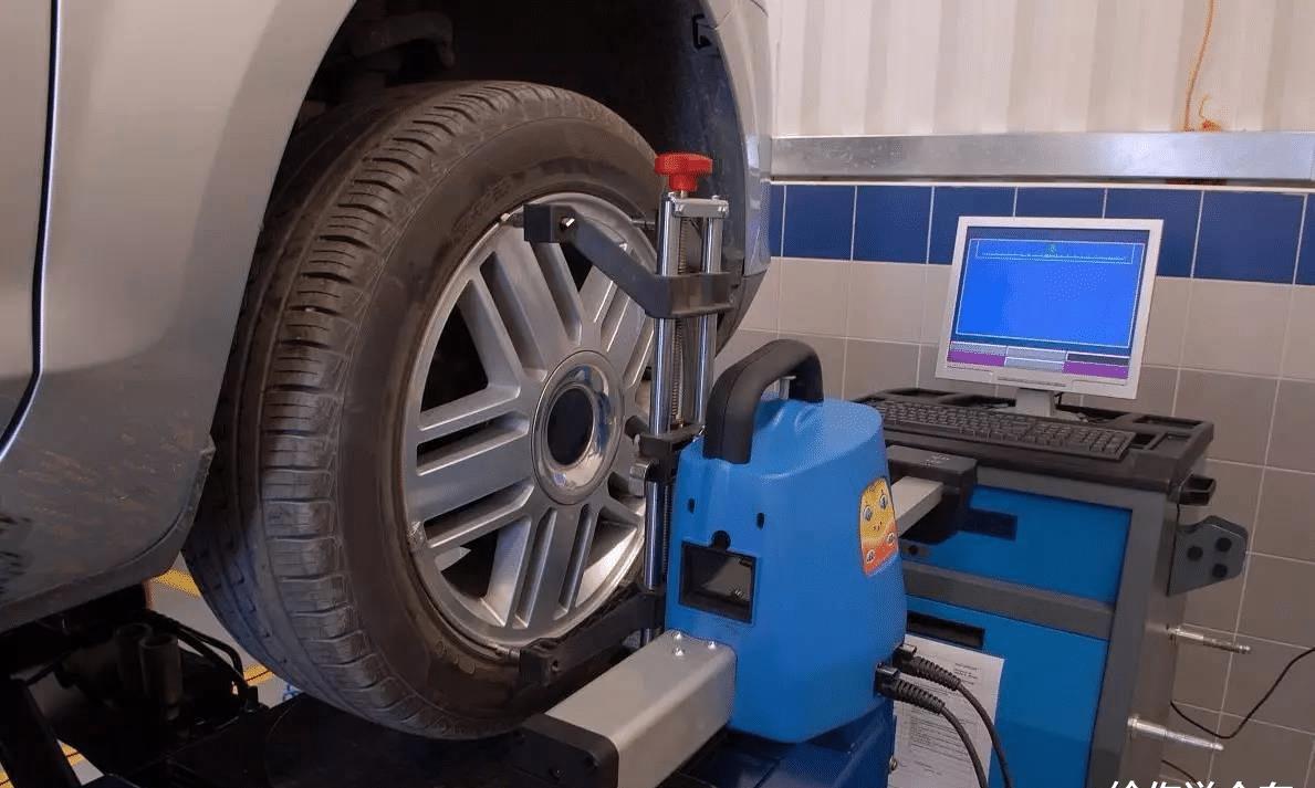 四轮定位多久做一次合理？修车师傅：这些常识要知道