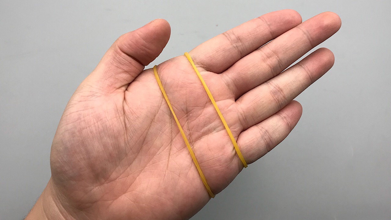 橡皮筋套在手掌上好厉害,解决了好多人的烦恼,看完告知身边的人