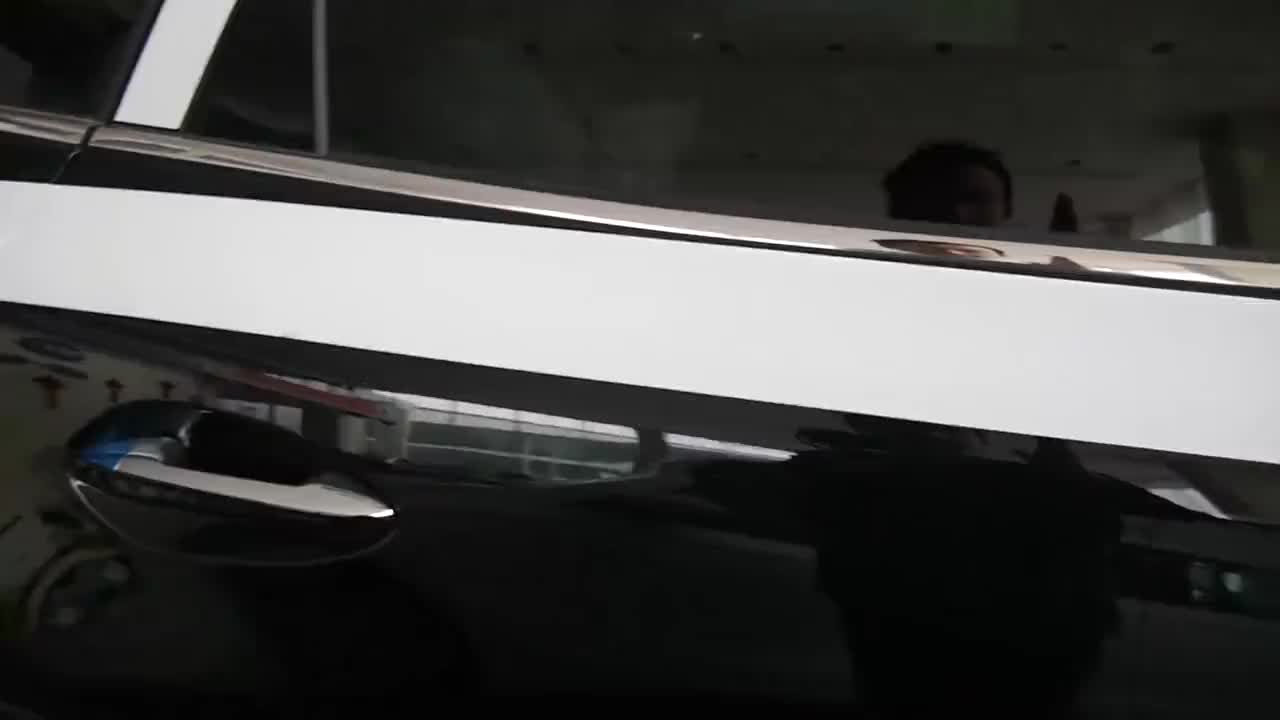 红旗对国人真良心主销车型hs5优惠大置换补贴3万多