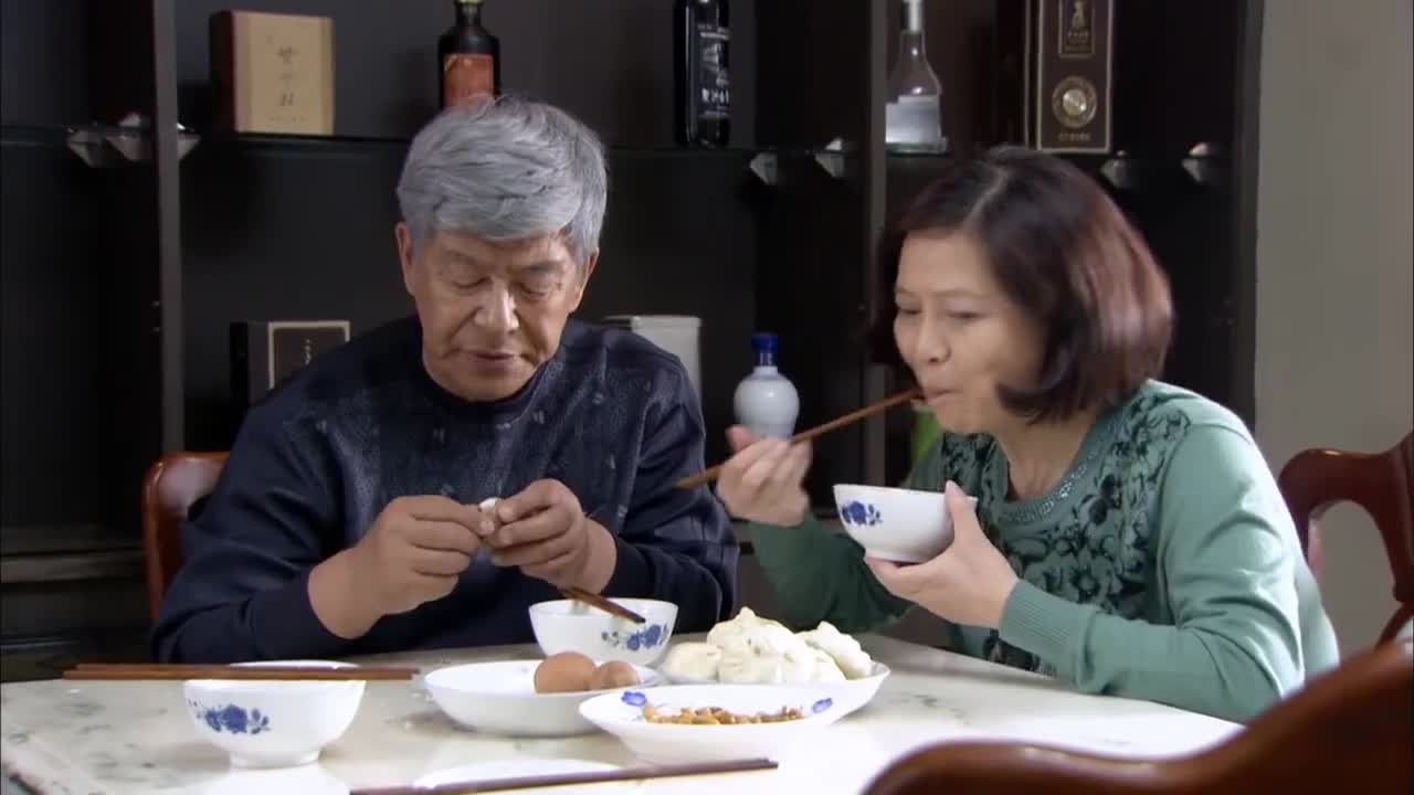 当前浏览器不支持最新的video播放 00:00 05:32 05:32 为您推荐: 婆婆