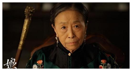被称作"丑娘"的张少华,年轻时其实貌美如花?完照片后明白了