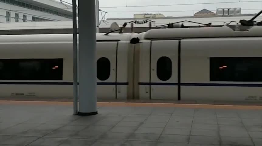 crh380b特等座,crh380bg特等座 和谐号高铁g7632编号crh380b抵达丽水站感受它的制动系统