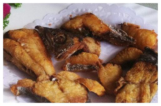 放点油盐煎一煎,现在吃肥美鲜嫩,多给孩子吃,提高大脑智力发育