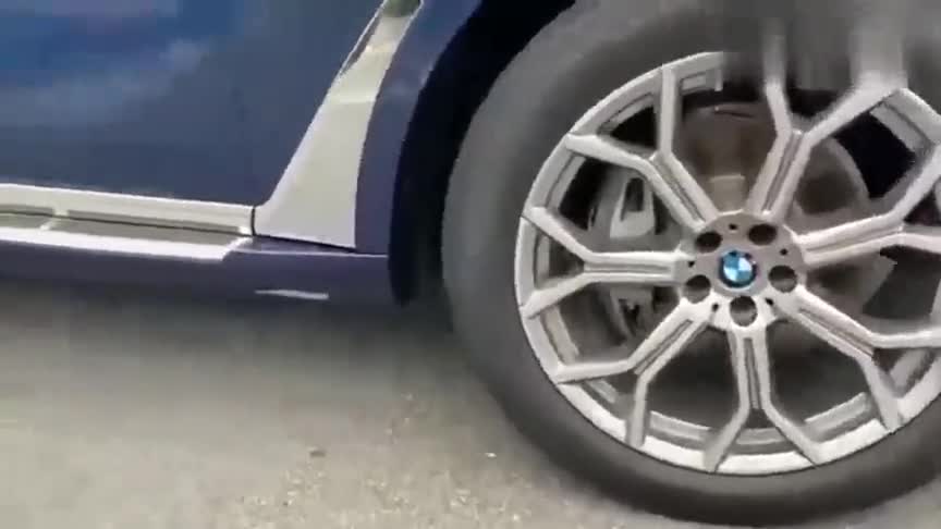 2020款宝马X7高清实拍，颜值高空间大