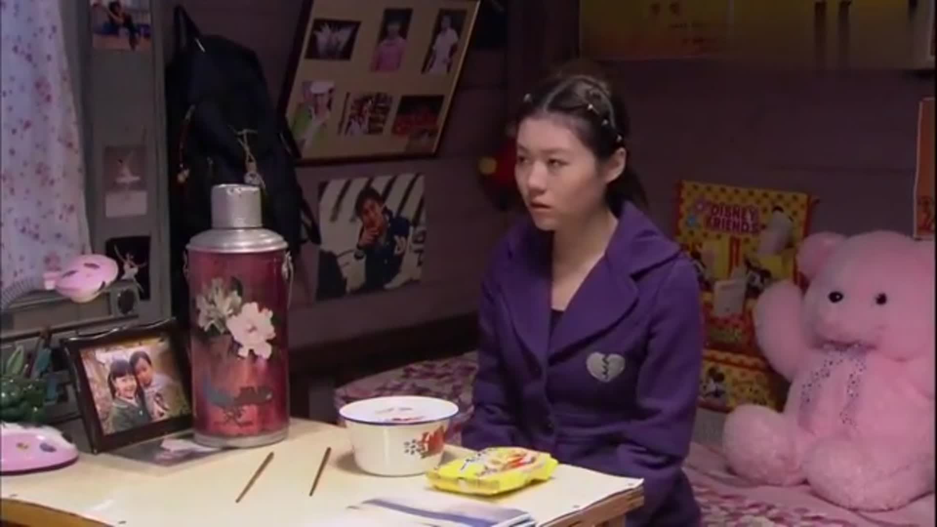 袖珍妈妈:袖珍妈妈没回来,闺女一点不担心,还说出过分的话!