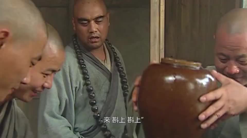 鲁智深大闹五台山,这才是真正的花和尚,简直霸气十足!