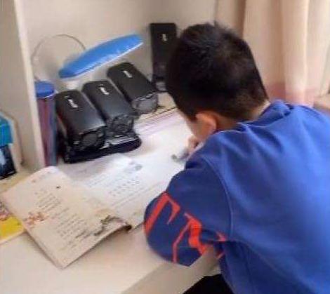 怎么收拾家务的视频 9a34-ixeeiry9398449.jpg