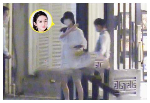 趙麗穎帶兒子現身,身材恢復很好,寶寶正臉首曝光額頭似媽媽