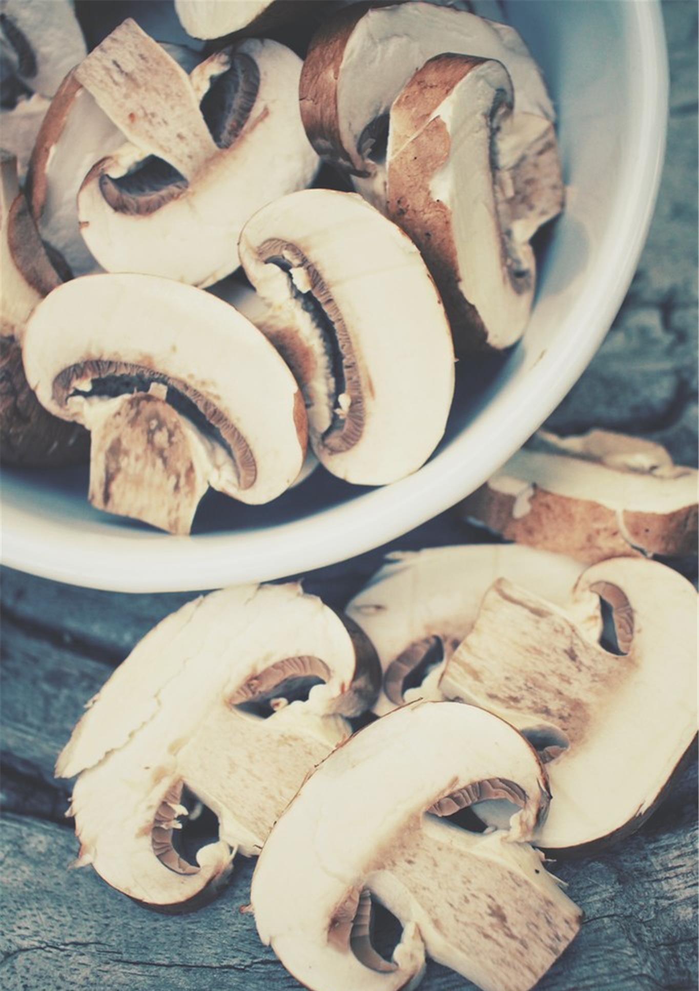 蘑菇怎么做比较鲜 d75a-ketnnaq4201014.jpg