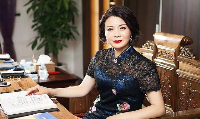 中国第一狂人:娶学生当老婆,铲平180座山,扬言要拿诺贝尔奖