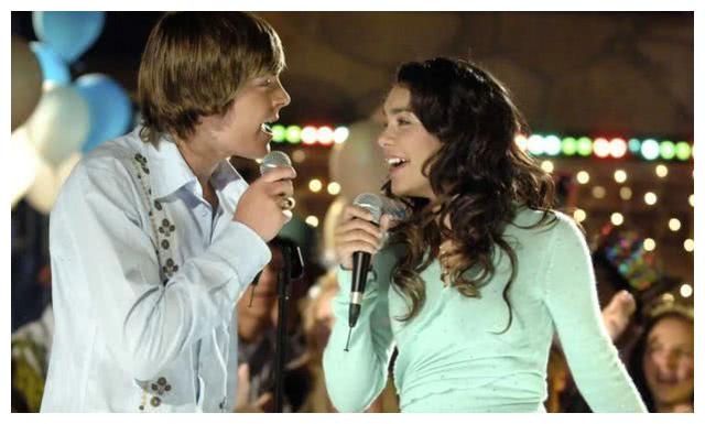 荧幕情侣假戏真做的十部经典影片，最后三对守住了爱情