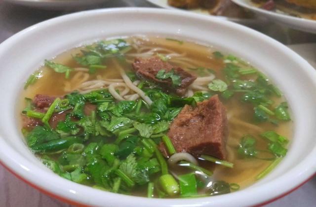 赵县有一家开了20年的老店 令人垂涎的“牛肉糯米饭”是一道招牌食品