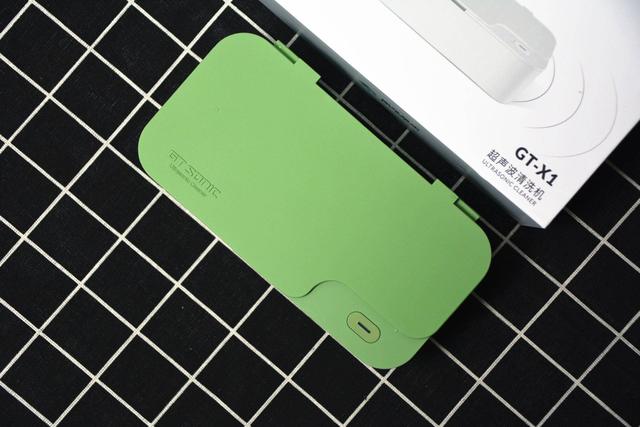 晒后脸上红点点原因 扁平疣怎么治疗