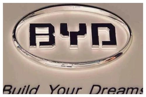 AUTO综讯：明后两年购新能源汽车免征购置税、比亚迪业绩三连降