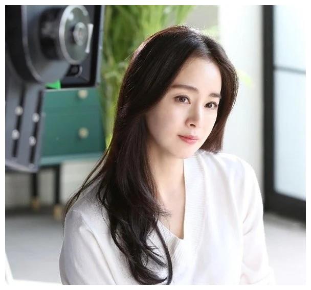 2020韩国女明星排名_2020年韩国人最喜爱艺人:刘在石常年第一,裴秀智排名