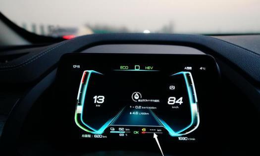 哪种方式才能真正解决纯电动汽车超长途驾驶的需要？