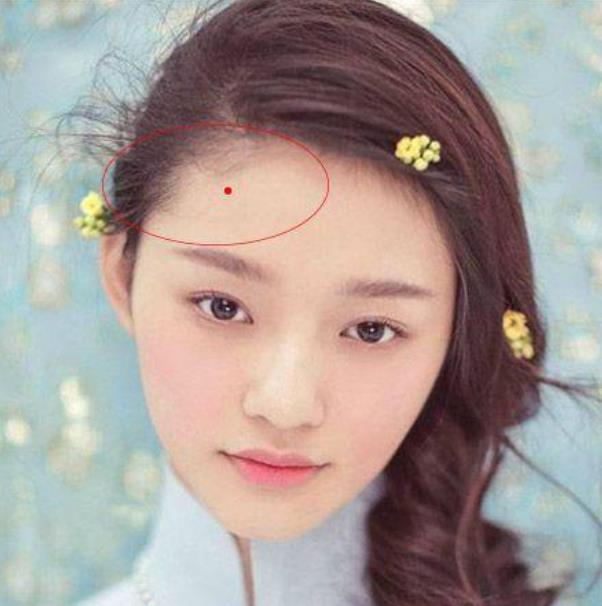 女人有这三颗痣,一生情路坎坷,很容易二婚,别不当回事