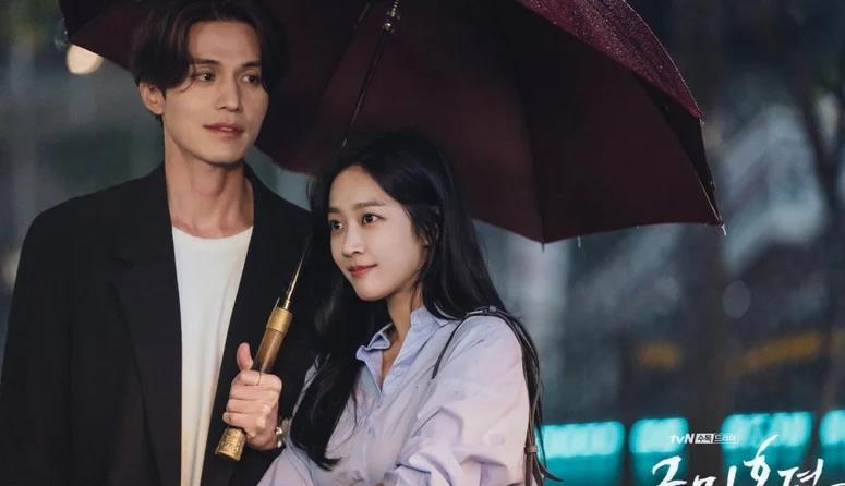 冻龄男神李栋旭出演《九尾狐传》,40岁男人的时尚穿搭,魅力四射