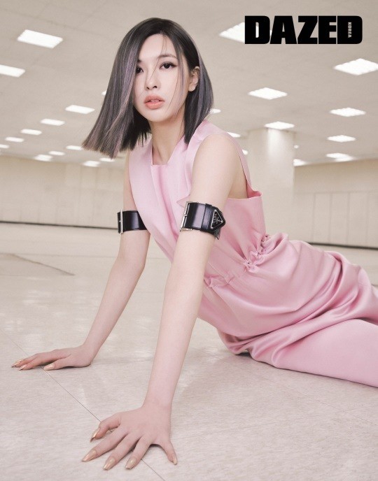 韩国新人女团nmixx最新杂志写真曝光
