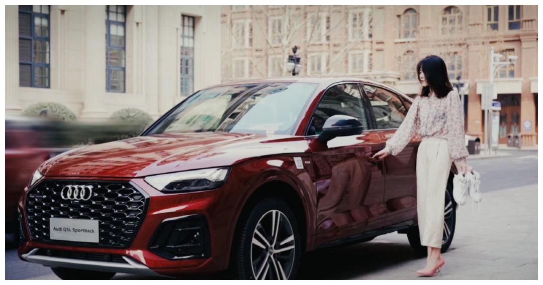 奥迪q5l sportback,q5lsportback e汽车奥迪q5lsportback乘风破浪的双面人生