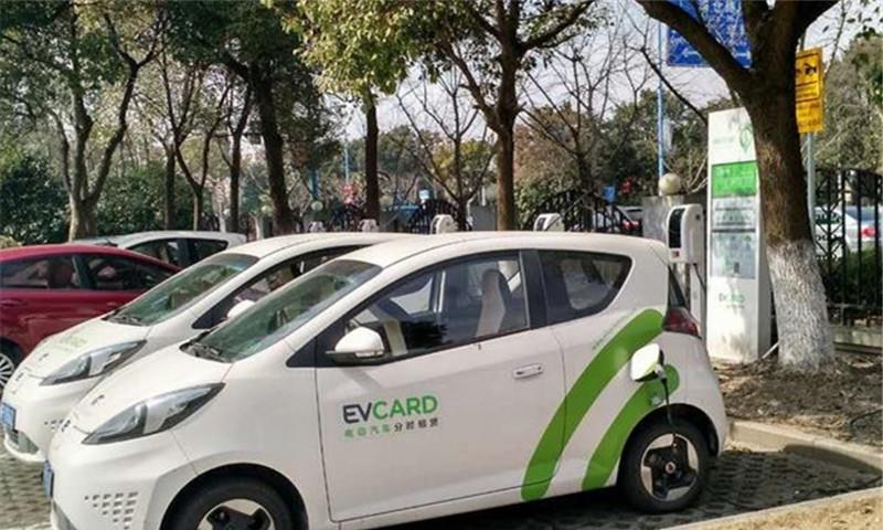 第一批买新能源的人咋没动静了？网友：哭都来不及，哪有空蹦跶？