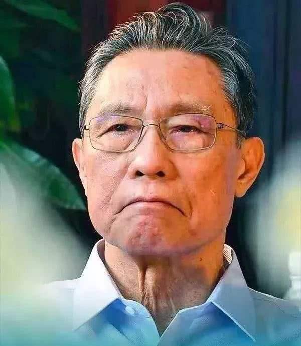 疫情之下,英雄涌现,我为他们点赞,更为祖国的强大而感到骄傲