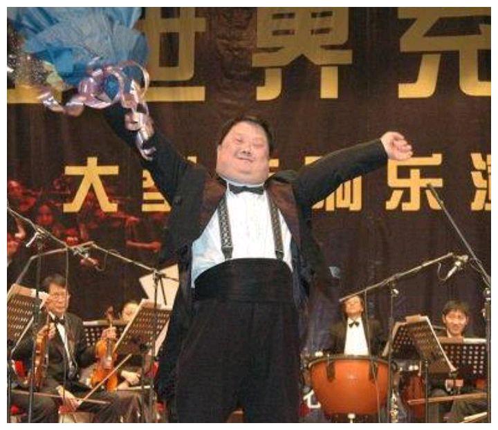 "天才指挥家"舟舟,如今风光不再,"天才"背后令人唏嘘