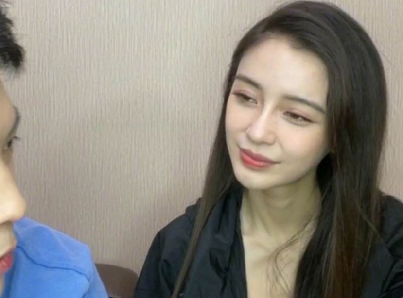 angelababy素颜照,鹿晗素颜照 杨颖直播素颜照疯传,32岁angelababy真实状态意外震惊