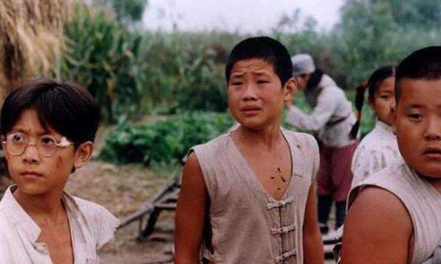 《小兵张嘎》17年后:佟乐口碑变差,嘎子哥卖假酒,英子