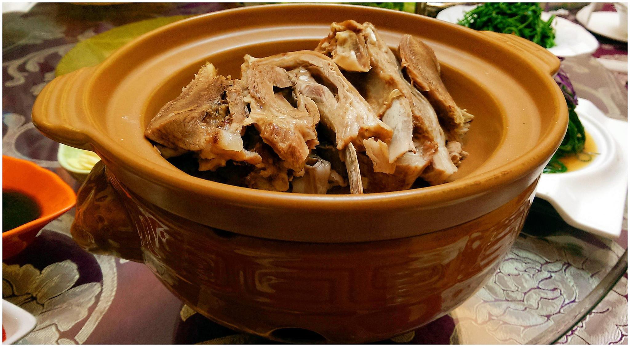 爆炒羊羔肉 永远是宁夏人心尖上的一道菜。