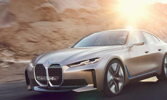 宝马i4概念车亮相续航突破600公里宝马这是硬刚特斯拉来了？