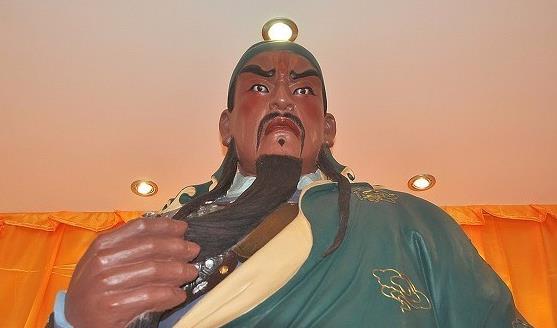 关公是什么颜色的脸 ad54-izwfpyt8647165.jpg