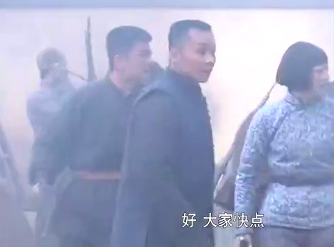 地雷战:游击队偷粮行动遭追杀,三炮率队来支援