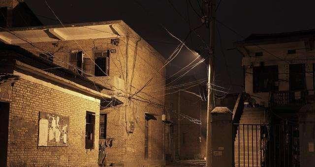 怎样改造自己的秘密基地 6de6-kcaeqzx5509214.jpg