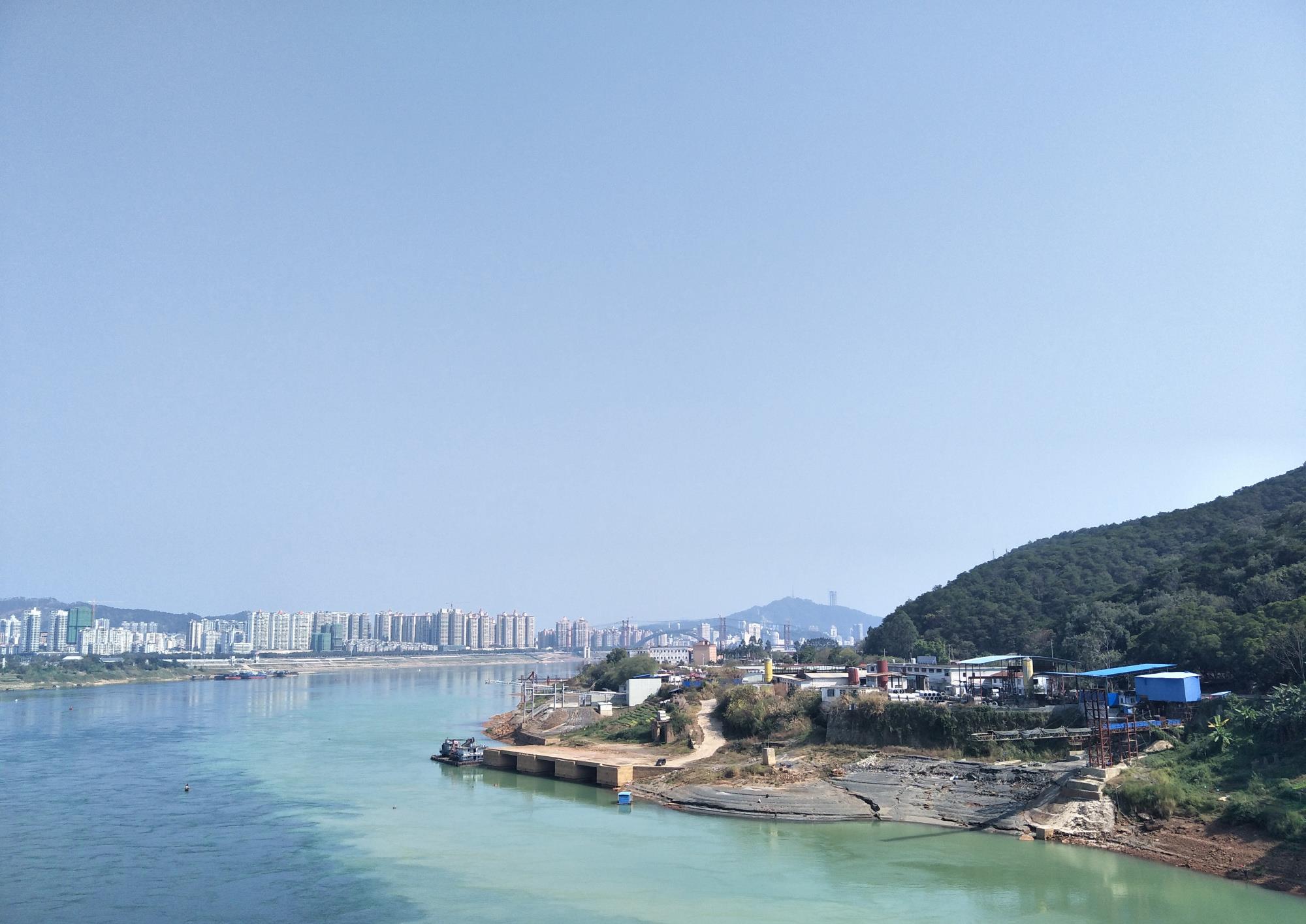 梧州西江又现第三种鸳鸯江奇观,秀美无比,大家快来围观